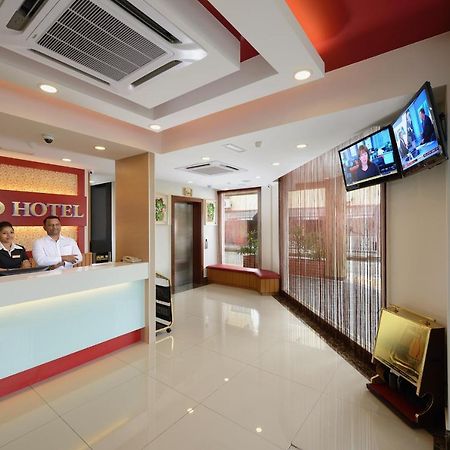 Ernes Hotel Bayu Mutiara Букит-Мертаджам Экстерьер фото